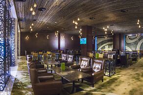 The Stanley Hotel & Suites