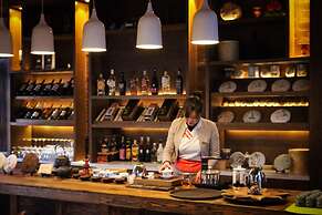 LUX Tea Horse Road Lijiang