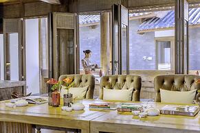 LUX Tea Horse Road Lijiang