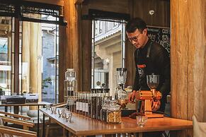 LUX Tea Horse Road Lijiang