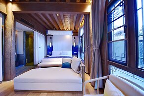 LUX Tea Horse Road Lijiang