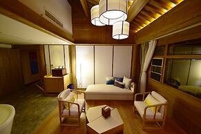 LUX Tea Horse Road Lijiang