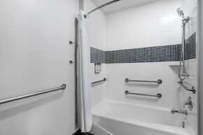 Staybridge Suites Carlsbad by IHG