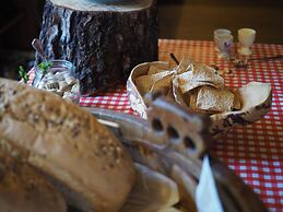 Søstrene Storaas Hotell