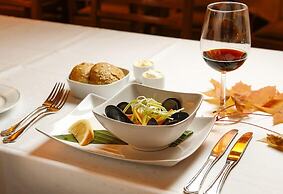 Søstrene Storaas Hotell