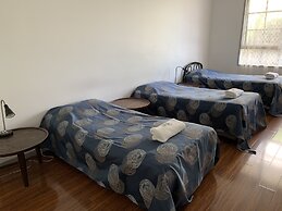 Beaconsfield Lodge Motel