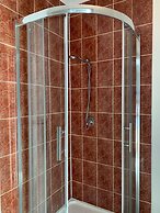 Beaconsfield Lodge Motel