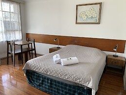 Beaconsfield Lodge Motel