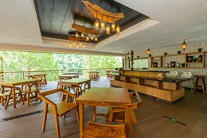 Driam Riverside Resort