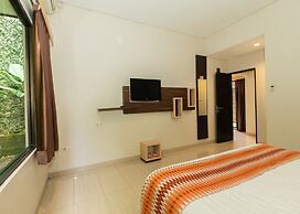 Driam Riverside Resort