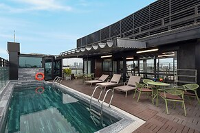 SQ HANG GAI HOTEL & SPA