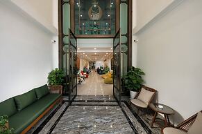 SQ HANG GAI HOTEL & SPA