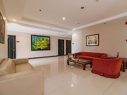 Main Hotel & Suites