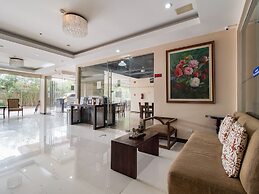 Main Hotel & Suites