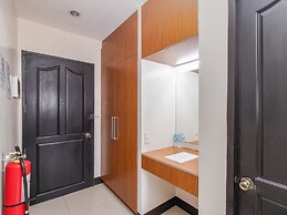 Main Hotel & Suites