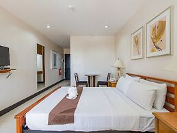 Main Hotel & Suites