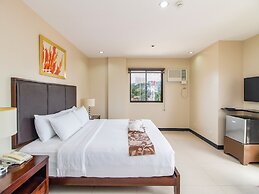 Main Hotel & Suites