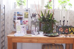 Edith & Julia Bed and Breakfast