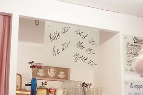 Edith & Julia Bed and Breakfast