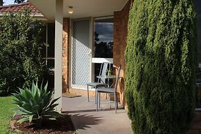 Australian Home Away at East Doncaster Andersons Creek 1