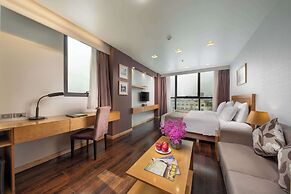 Parkside Sunline Hotel