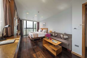 Parkside Sunline Hotel