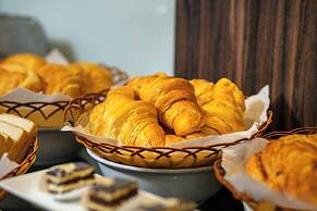 Parkside Sunline Hotel