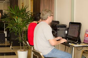 Parkside Sunline Hotel