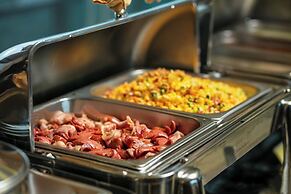 Parkside Sunline Hotel