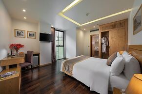 Parkside Sunline Hotel