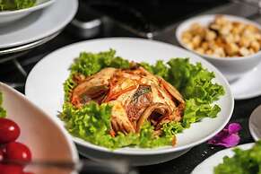 Parkside Sunline Hotel