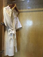 Parkside Sunline Hotel