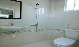 White Swan Apartment