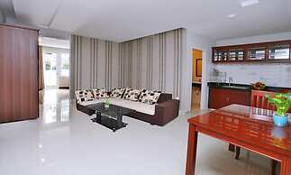 White Swan Apartment