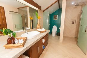 Dakak Park & Beach Resort