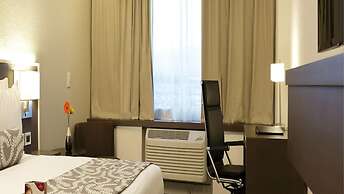 Crowne Plaza Panama Airport by IHG