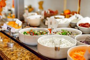 Shah Palace Luxury Museum Hotel