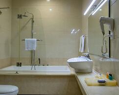 Shah Palace Luxury Museum Hotel