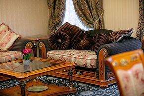 Shah Palace Luxury Museum Hotel