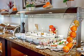 Shah Palace Luxury Museum Hotel