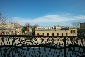 Shah Palace Luxury Museum Hotel