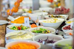 Shah Palace Luxury Museum Hotel