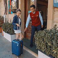 Shah Palace Luxury Museum Hotel