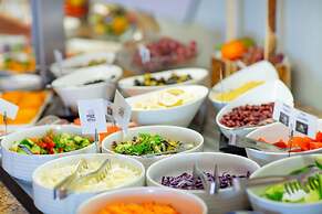 Shah Palace Luxury Museum Hotel