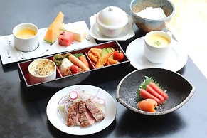 Maholova Minds Miura