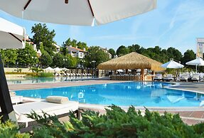 Oasis Resort Lozenets