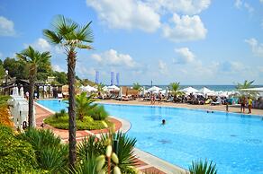 Oasis Resort Lozenets