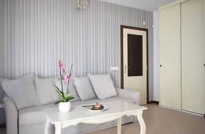 Oasis Resort Lozenets