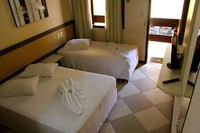 Pousada Lonier Praia Inn