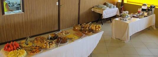 Pousada Lonier Praia Inn